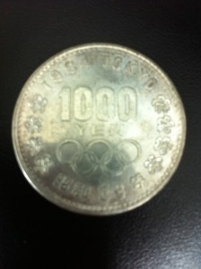 東京オリンピック1000円銀貨の画像です