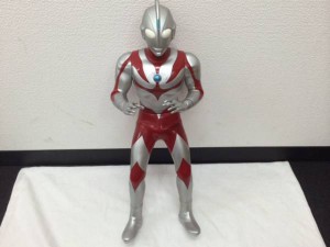 ソフビ　ウルトラマンの画像です。　大東市　住道