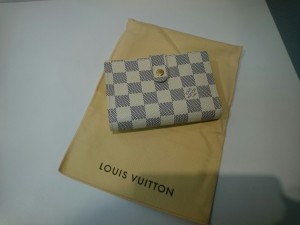 LV　アズール　がま口　お買取しました。大吉岩出店