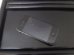 篠山市の皆様　壊れたiphoneでも買い取ります　キッピーモール三田店