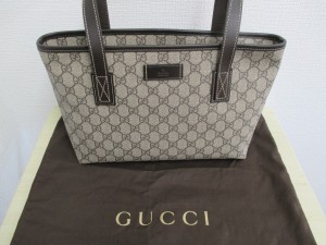 大吉小山店で買取したGUCCIの画像です