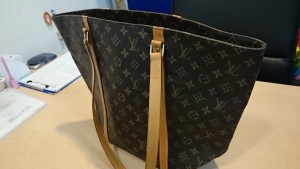 LV　ヴィトン　サック　買取　大和