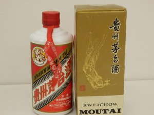 小郡市のお客様より、MOTAI,マオタイ酒を買取いたしました。