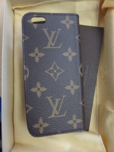Louis Vuitton ルイヴィトン モノグラム スマホケース