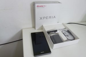 ドコモ SO-01F Xperia Z1 ブラック (1)