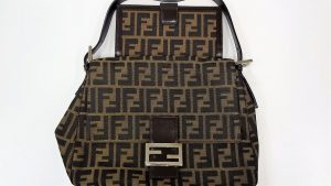 伊勢崎市のお客様よりFENDI　マンマバケット　ズッカ柄バッグを買取ました！