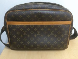 Louis Vuitton ルイヴィトン モノグラム リポーターGM