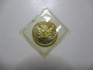 大吉 武蔵小金井店 メイプルリーフ 金貨の画像です。