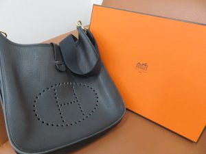 Hermès　エヴァリン 定番人気のバックをお買取りさせて頂きました。