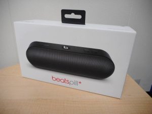 beats by Dr dre pill+ Black Bluetooth ポータブル ワイヤレス スピーカー　