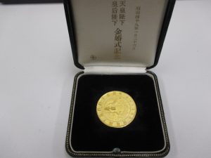 純金メダル　買取り　青森