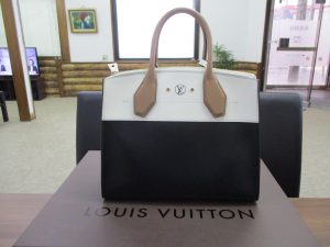 LV（ルイヴィトン）の買取は大吉弘前高田店にお任せください！