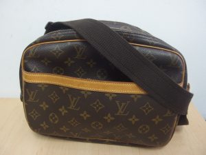 LV/ルイヴィトン モノグラム リポーターPM