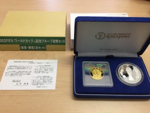 2002年 FIFAワールドカップ記念プルーフ貨幣セット 1万円純金貨＋1000円純銀貨