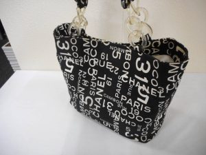 CHANEL・シャネル バイシーライン　トートバッグ　