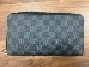 LV ダミエグラフィット　