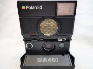 大吉鶴見店はポラロイド SLR680をお買取り致しました。