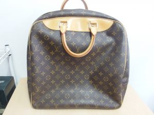 LV ルイヴィトン モノグラム エヴァジオン