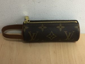 LV ルイヴィトン モノグラム エテュイトロワボールドゥゴルフポーチ ゴルフボール入れ M58249 RA1928