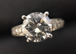 ダイヤモンド2ct