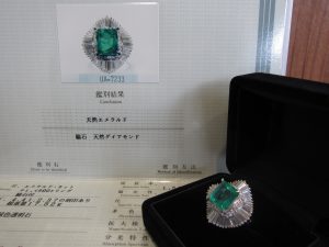 エメラルド4.41ct