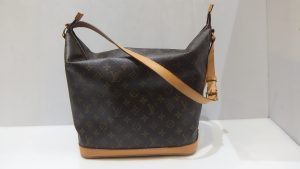 LV アムファースリー