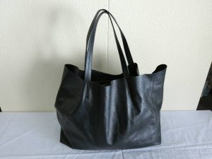 ☆【CELINE・セリーヌ】ホリゾンタルカバ　レザートートバッグ ブラック　