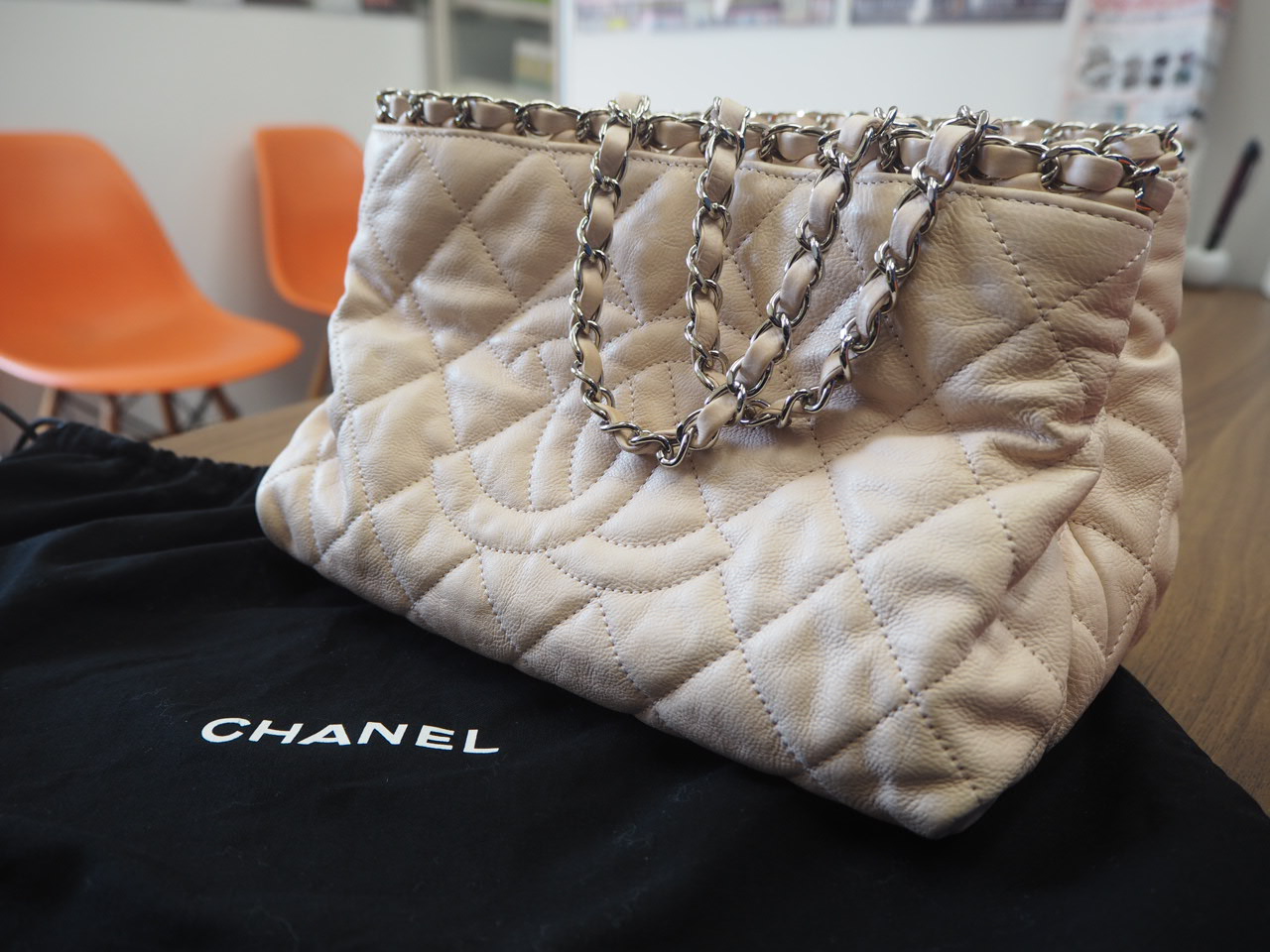 シャネル　CHANEL カーフスキン ハンドバッグ ベージュ ブランド 買取 浜松市