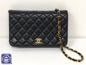 秦野 大吉 CHANEL チェーンショルダー "マトラッセ