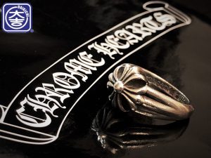 秦野 大吉 CHROME HEARTS カットアウトCHプラス