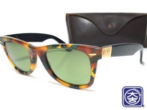 大吉 秦野 RAYBAN WAYFARER