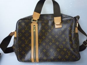 LV　モノグラム　サック　ボスフォール　CA2098