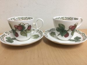 ノリタケ Noritake カップ＆ソーサー ティーセット ワイルドベリー 中古