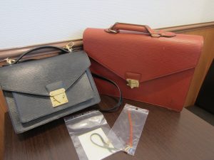 ルイヴィトン　エピ　買取