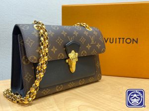 【LOUIS VUITTON ヴィクトワール】