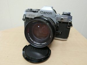 Canon・AE-1一眼レフ・フィルムカメラレンズFD　50㎜　1：1.4・ジャンク品