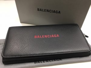 BALENCIAGA　バレンシアガ　千種　千種区買取　バレンシアガ買取　BALENCIAGA買取　バレンシアガ財布買取　BALENCIAGA財布買取　バレンシアガ長財布買取　BALENCIAGA長財布買取　バレンシアガ二つ折り財布買取　財布買取　名古屋買取　昭和区買取　東区買取