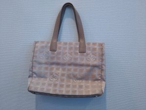 CHANEL　ニュートラベルラインMM トートバッグ　高価買取致します。