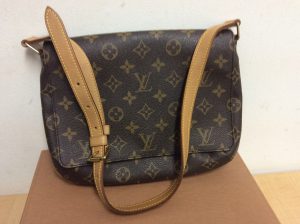 ルイヴィトン Louis Vuitton モノグラム ミュゼットタンゴ SP0938