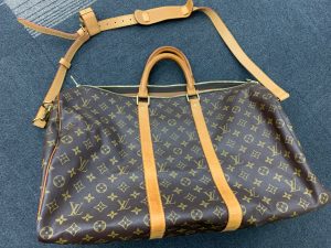 LV ヴィトン バンドリエール ブランド品 買取 売る 大吉 山口 宇部