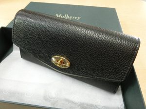 Mulberry・マルベリー・Darley Walletダーリー ウォレット・フラップ付 二つ折り長財布・ブラック・