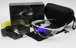 オークリーOAKLEYサングラスJAWBREAKERS買取大吉鶴見店