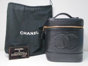 CHANEL　キャビアスキン　バニティバッグIMG_6032