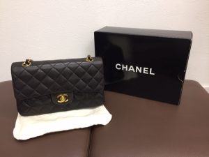 CHANELマトラッセラムスキン