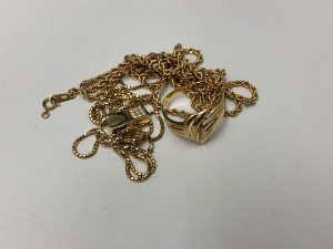 金のアクセサリーを売るなら買取専門店大吉三軒茶屋店にお任せください‼