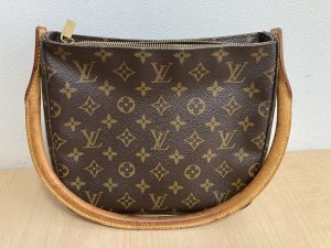 ルイヴィトン Louis Vuitton モノグラム ルーピングMM