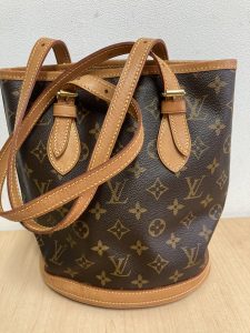 ルイヴィトン Louis Vuitton モノグラム プチバケット ポーチ無し