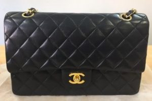 CHANEL　チェーンバッグ