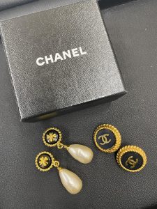 CHANEL　アクセ