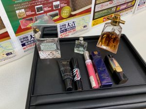 香水・化粧品は趣味に合わないと感じたその瞬間に！開封してようが、姶良市・買取専門店大吉タイヨー西加治木店へ！